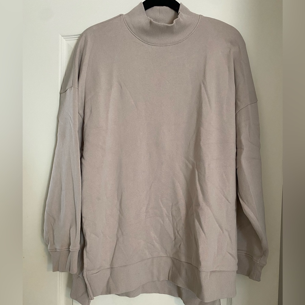 size medium, aerie mock neck sweatshirt